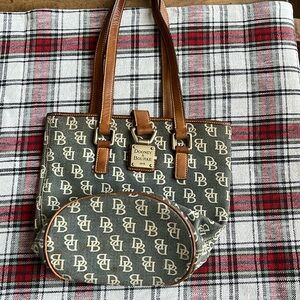 Dooney & Bourke Shoulder Bag
